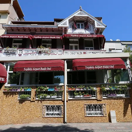 Yesilkoey Airport 3*