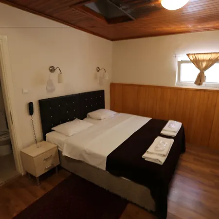 Ξενοδοχείο Yesilkoey Airport 3*