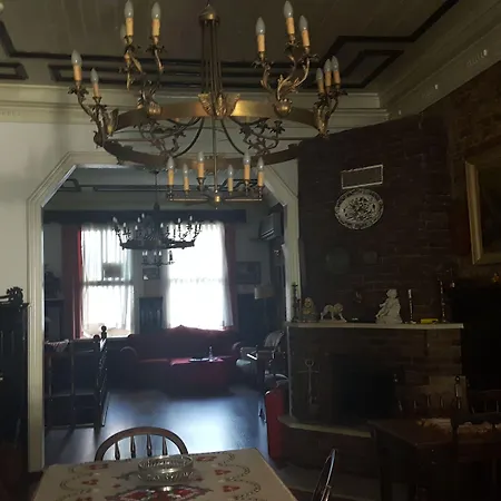 Yesilkoey Airport 3*