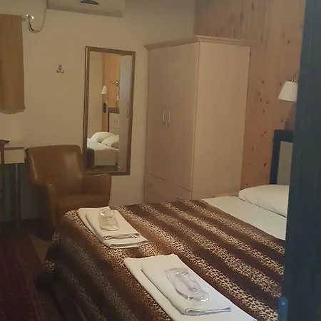 Yesilkoey Airport 3* Istambul