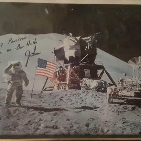 Yesilkoey Airport 3*