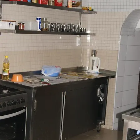 Hotel Yesilkoey Airport 3*