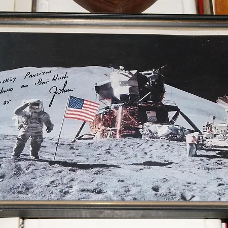 Yesilkoey Airport 3*