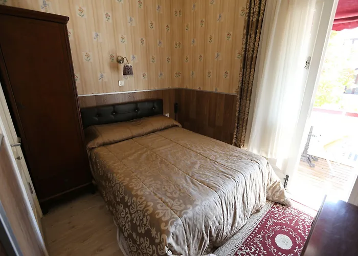 Hotel Yesilkoey Airport