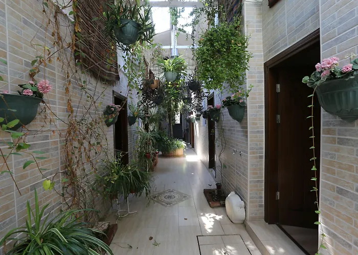 Yesilkoey Airport 3*